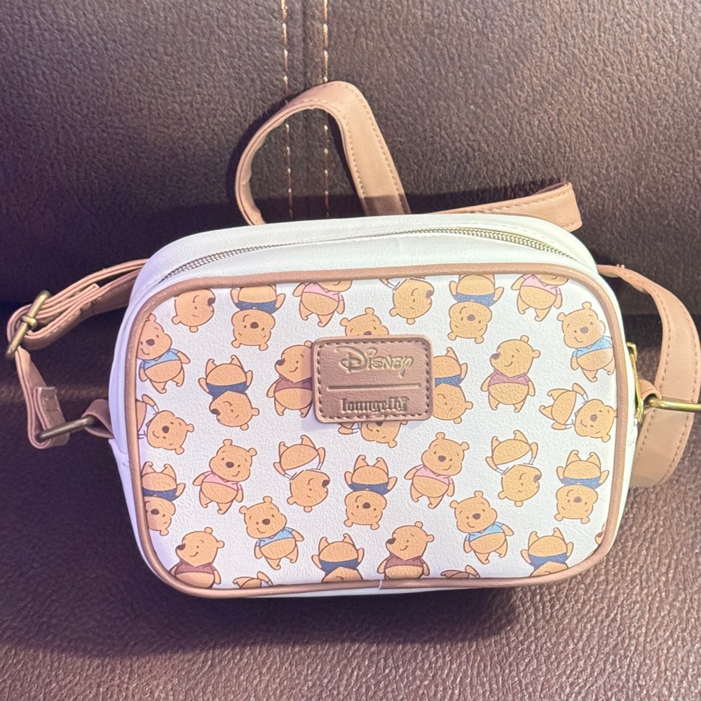 Disney Winnie the Pooh Crossbody Bag Lounge Fly